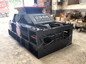 2pg800*600對輥破碎機破碎石英石發往廣東連州