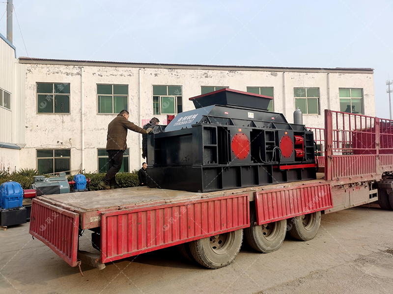 建筑用砂配置的液壓對(duì)輥制砂機(jī)多少錢(qián)一臺(tái)? 建筑用砂配置的液壓對(duì)輥制砂機(jī)多少錢(qián)一臺(tái)?